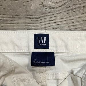 GAP Kids Cream Shorts